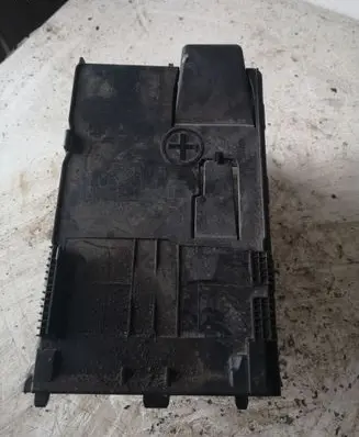 Peugeot 3008 I Battery box tray cover/lid 9663615580