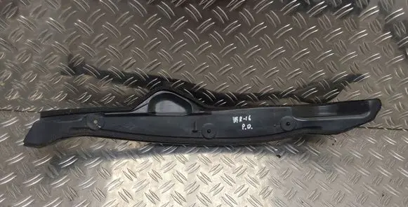 Toyota Yaris Fender end trim 538270D100