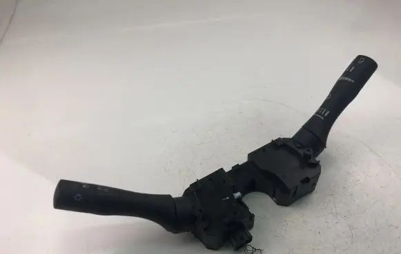 Nissan Note (E12) Indicator stalk 14A01