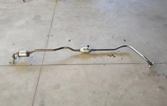 Toyota Aygo X Middle muffler/silencer 174100Q140