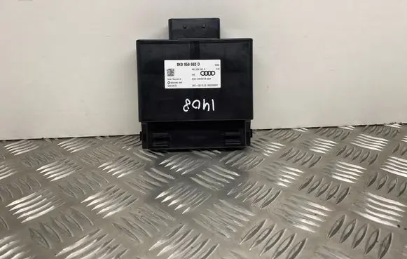 Voltage converter inverter