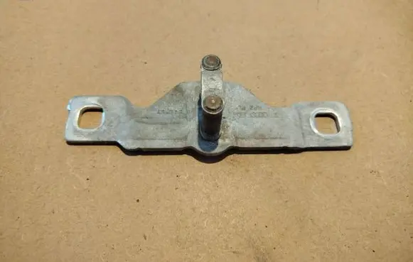 Skoda Roomster (5J) Tailgate/trunk/boot lock/latch/bracket 8P4827507