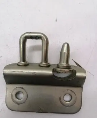 Mercedes-Benz 309 Rear door lock loop/hook striker A9067400032