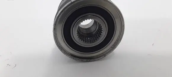 BMW 3 E90 E91 Alternator pulley 