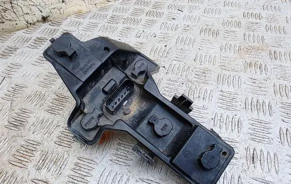 Volkswagen Touran I Tail light bulb cover holder 1T0945258D