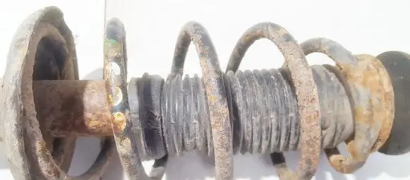 Volkswagen Golf III Front coil spring