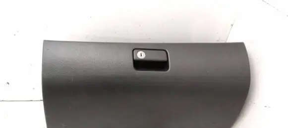 Toyota Avensis T250 Glove box 33126M 5555005070