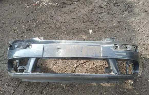 Volkswagen Golf Plus Front bumper MELYNAS