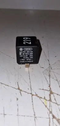 Audi A6 S6 C5 4B Other relay 899574000