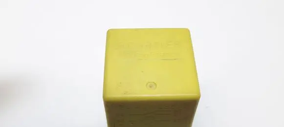 Renault Megane I Other relay 7700844253