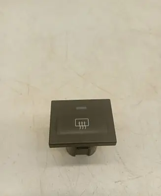 Ford Focus C-MAX Windscreen/window heater switch 