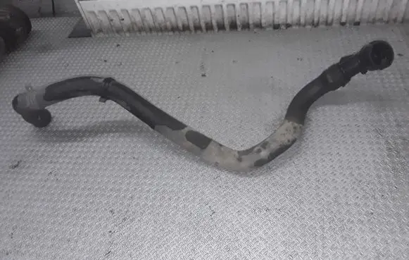 Volkswagen Golf IV Engine coolant pipe/hose