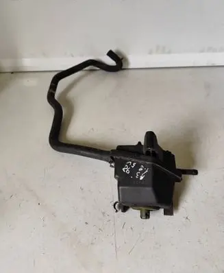 Audi A3 S3 8L Power steering hose/pipe/line 1J0422887F 1J0422371B