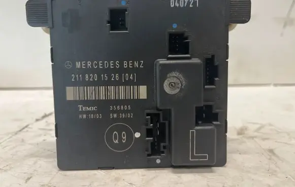 Mercedes-Benz E W211 Door control unit/module 2118201526 356805 040721