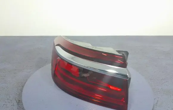 Audi A8 S8 D2 4D Rear/tail lights 4N0945207B