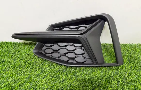 Audi A7 S7 4K8 Front bumper lower grill 4K8807647A