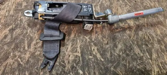 Volvo S70 V70 V70 XC Front seatbelt 9206568
