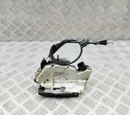 Volkswagen Amarok Rear door lock 5N0839015G