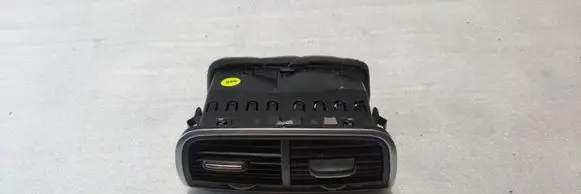 Rear air vent grill