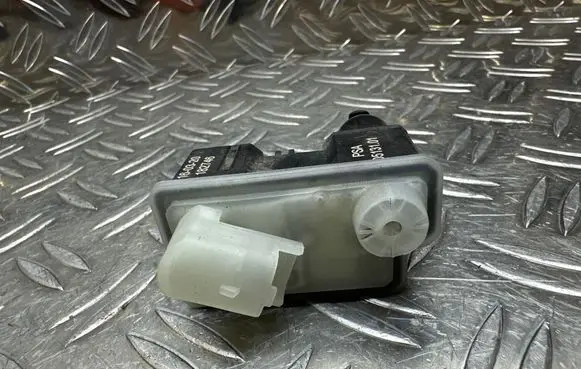 Citroen C3 Fuel tank cap lock D513101 182746