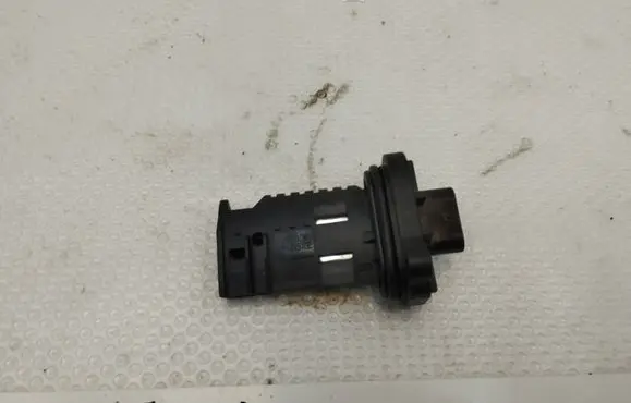 BMW X5 F15 Mass air flow meter 7602038