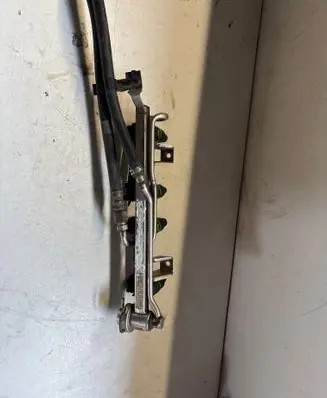 Volkswagen PASSAT B5.5 Fuel main line pipe 06B133313M