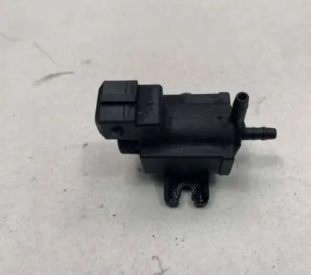 Volvo S60 Turbo solenoid valve 31219977 09T301 70261300