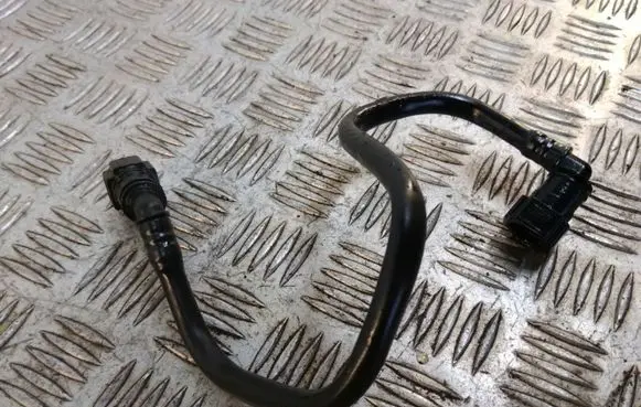 Nissan Navara D23 Fuel line/pipe/hose 