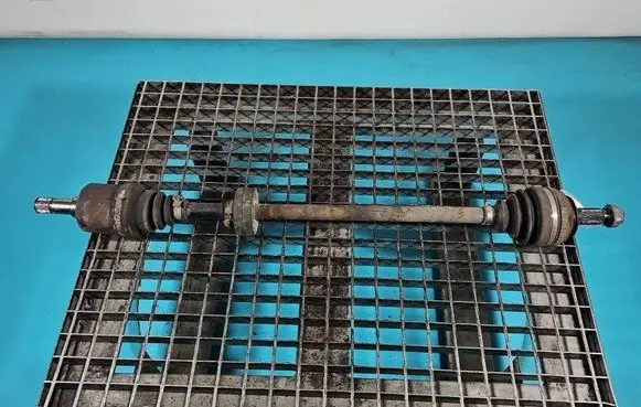 Front driveshaft