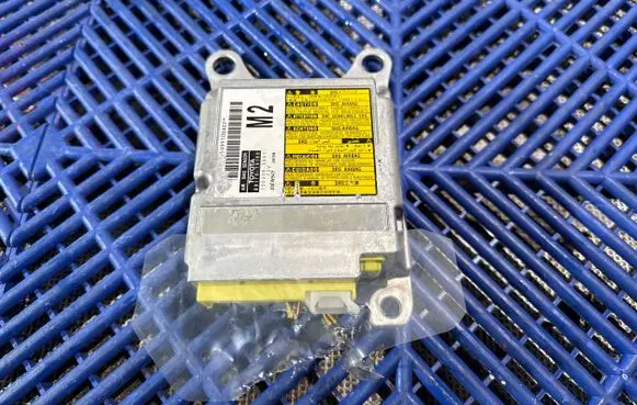 Lexus CT 200H Airbag control unit/module 8917076190 1503009991 0599910B