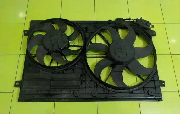 Audi TT TTS Mk2 Fan set 1K0121205S