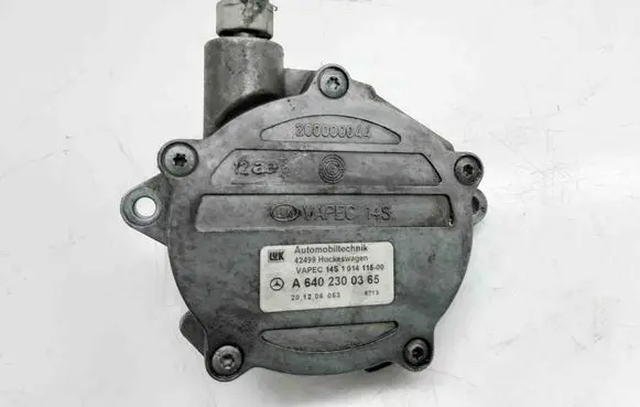 Mercedes-Benz A W169 Vacuum pump A6402300365