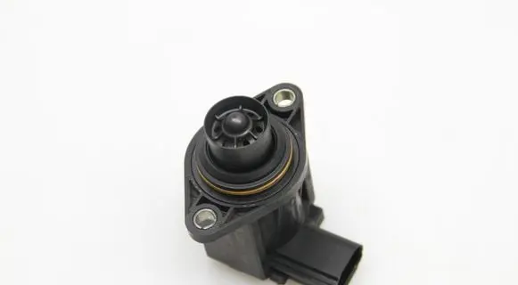 Volkswagen Golf VII Valve 03C145710D