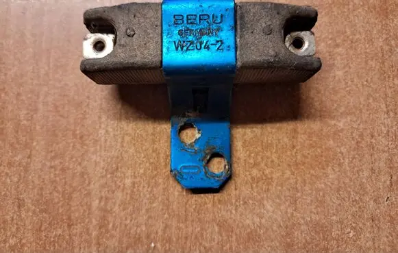Mercedes-Benz S W126 other engine part WZ04-2
