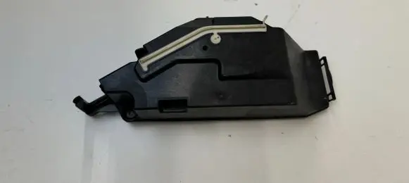 Mini Cooper Countryman F60 Fuse box cover 8581751