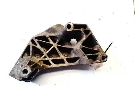 Volkswagen Golf IV Engine mounting bracket 038199207j