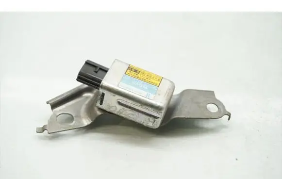 Lexus RX 300 Airbag deployment crash/impact sensor 89833-48020 187900-1731