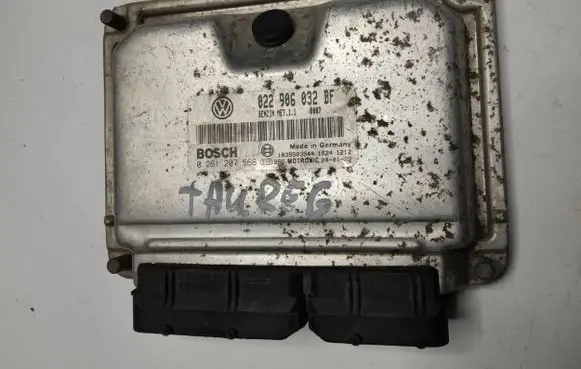 Volkswagen Touareg I Engine control unit/module 0261207566 022906032BF 1039S03544