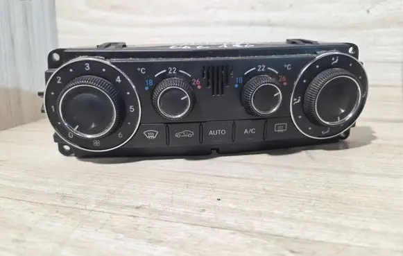 Mercedes-Benz CLC CL203 Climate control unit A2038304085 F011500039 J720085