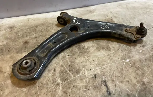 Front lower control arm/wishbone