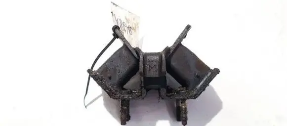 Lexus IS 220D-250-350 Engine mounting bracket