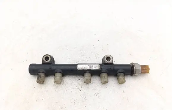 Ford Connect Fuel main line pipe 9804770780 161454795 28497Z01