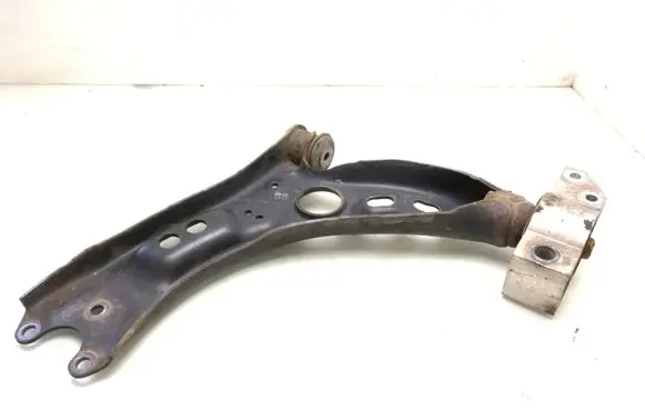 Volkswagen Golf VI Front lower control arm/wishbone 1K0407166C
