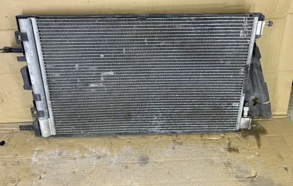 A/C cooling radiator (condenser)