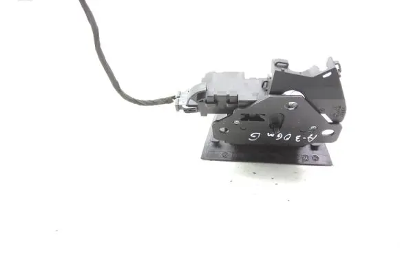 Audi A3 S3 A3 Sportback 8P Tailgate/trunk/boot lock/catch/latch 8P4827520 8P4827505B
