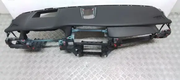 BMW 7 F01 F02 F03 F04 Dashboard 9173637
