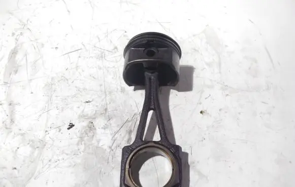 Opel Agila A Piston with connecting rod 24425150