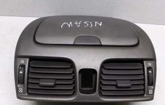 Nissan Almera Tino Dash center air vent grill