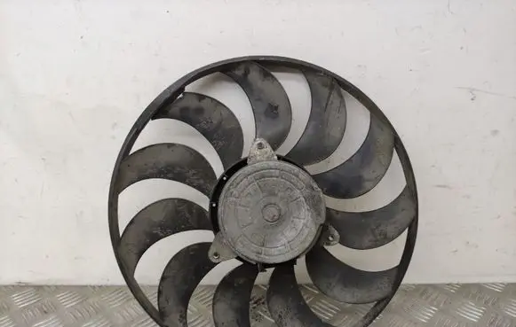 Nissan X-Trail T31 Electric radiator cooling fan A7501000