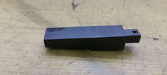 Toyota Auris 150 Sensor B741049